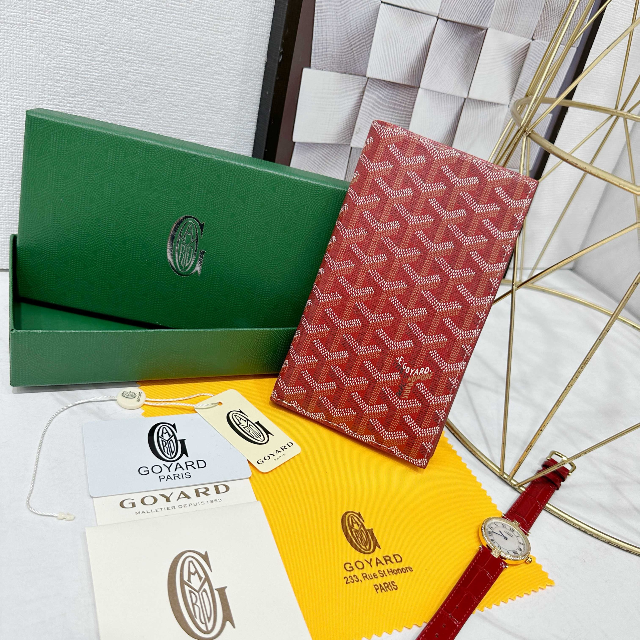 Accessories Womens Wallets — 341d3b27 angle 1