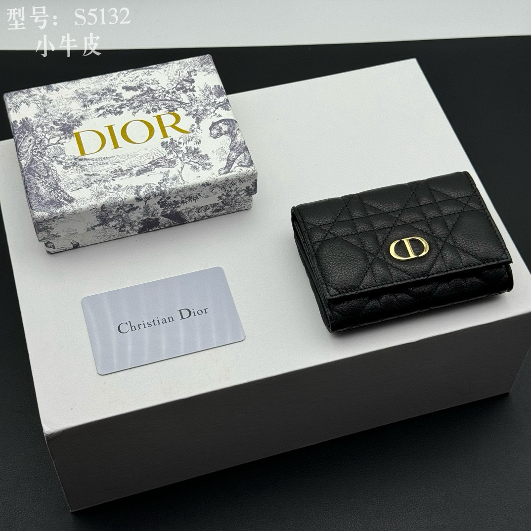 Accessories Womens Wallets — cee4d546 angle 1