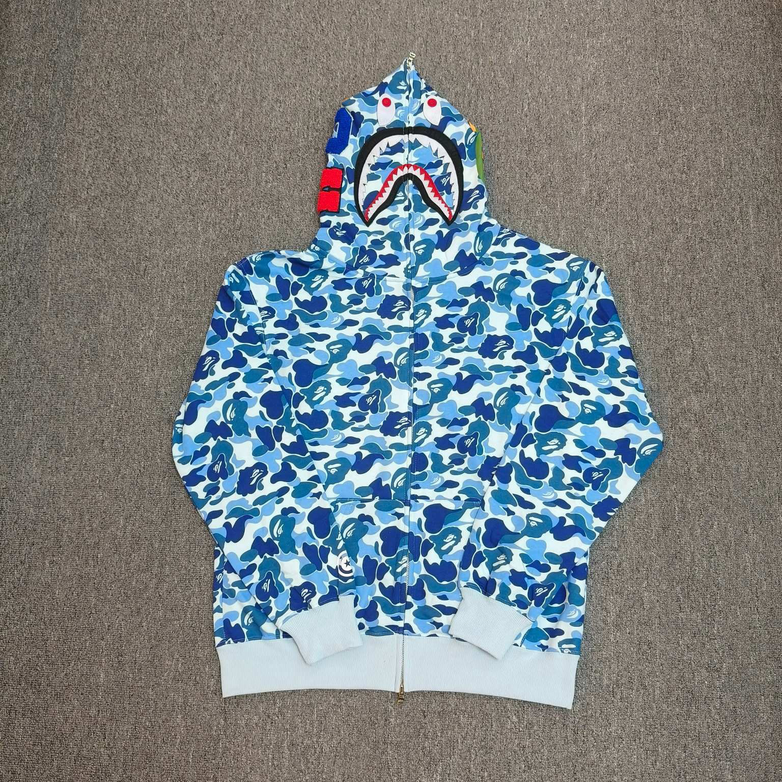 BAPE Hoodie — a44ff719 angle 1