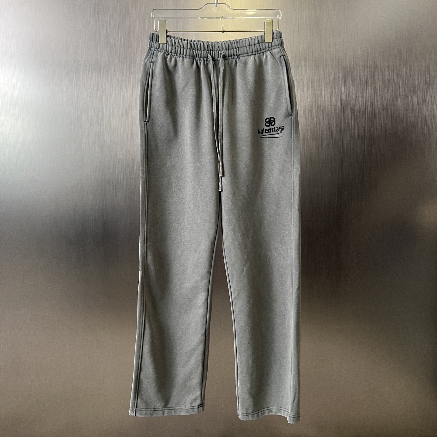 Balenciaga Hoodie — ef3989af angle 1