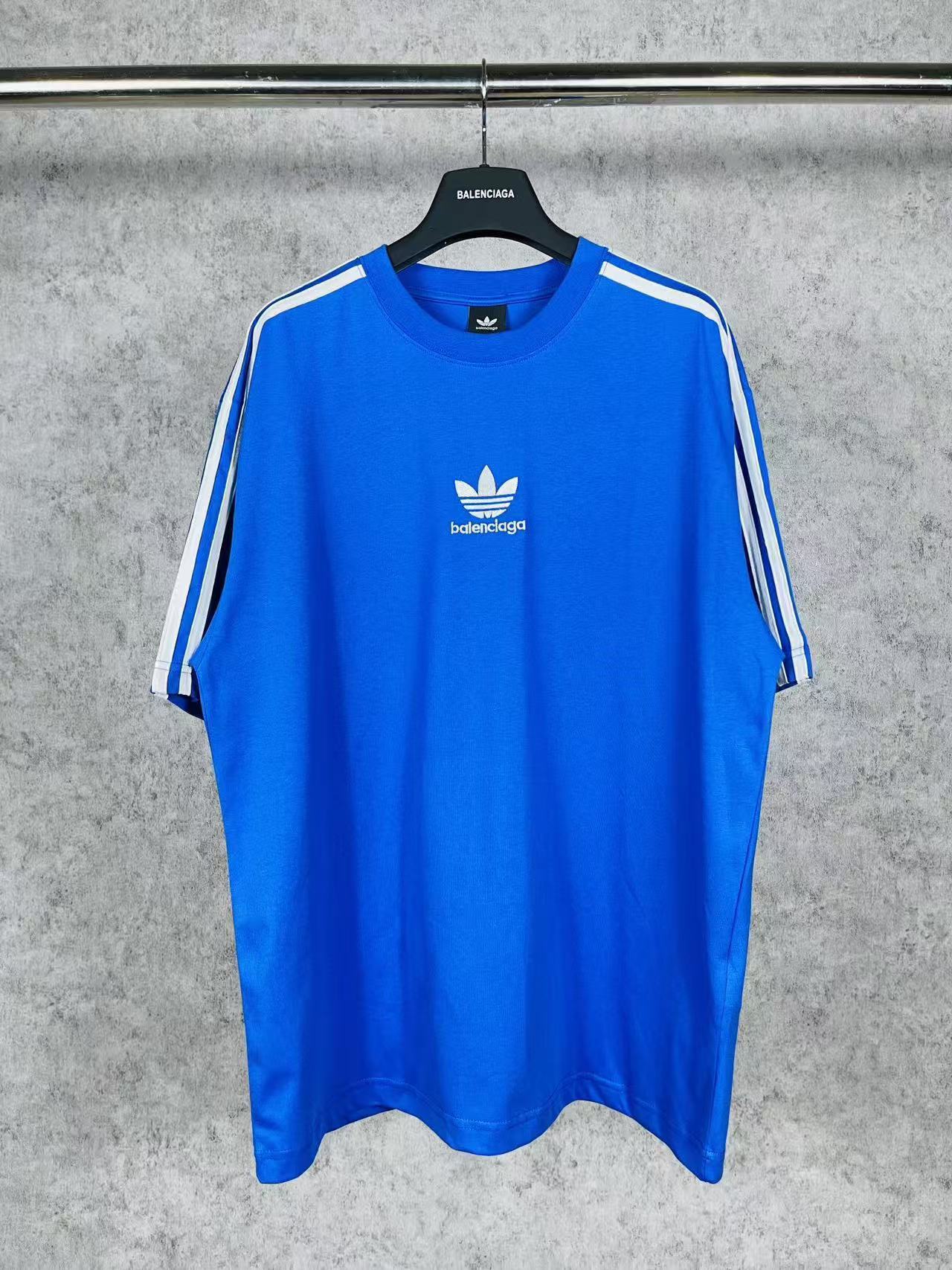 Balenciaga Shirts — e18f92f3 angle 1