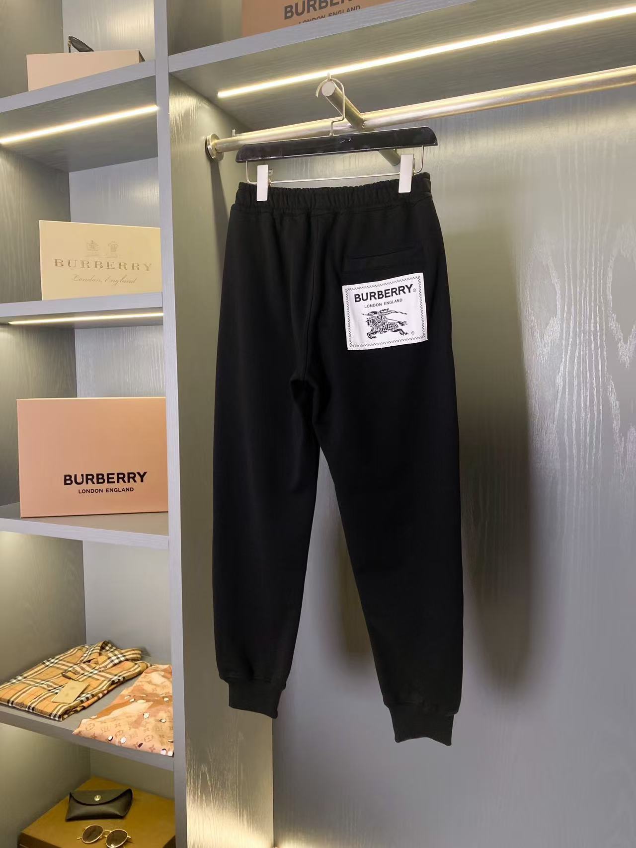 Burberry Hoodie — 4d83e21c angle 1