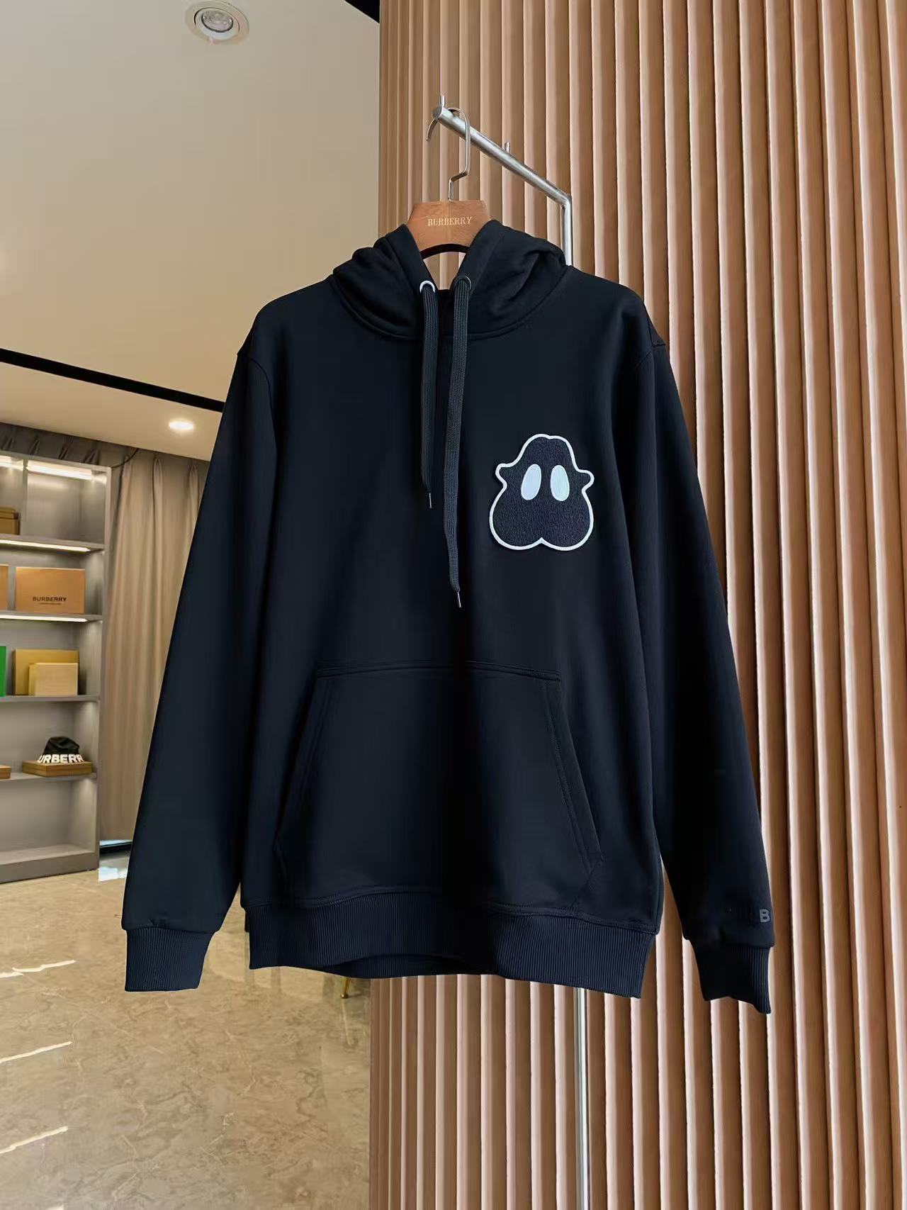 Burberry Hoodie — 71de9ac6 angle 1