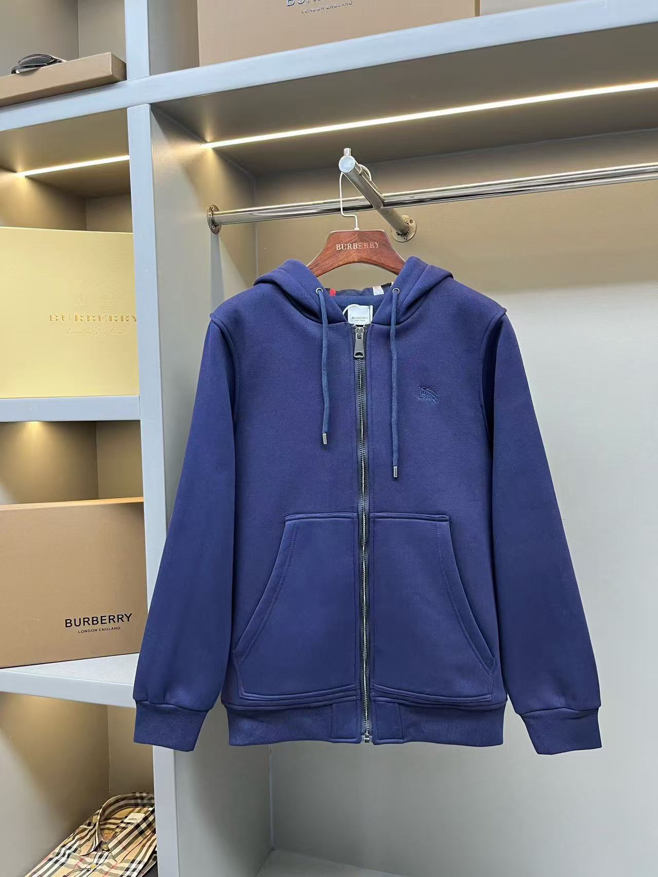 Burberry Hoodie — bbb1c706 angle 1