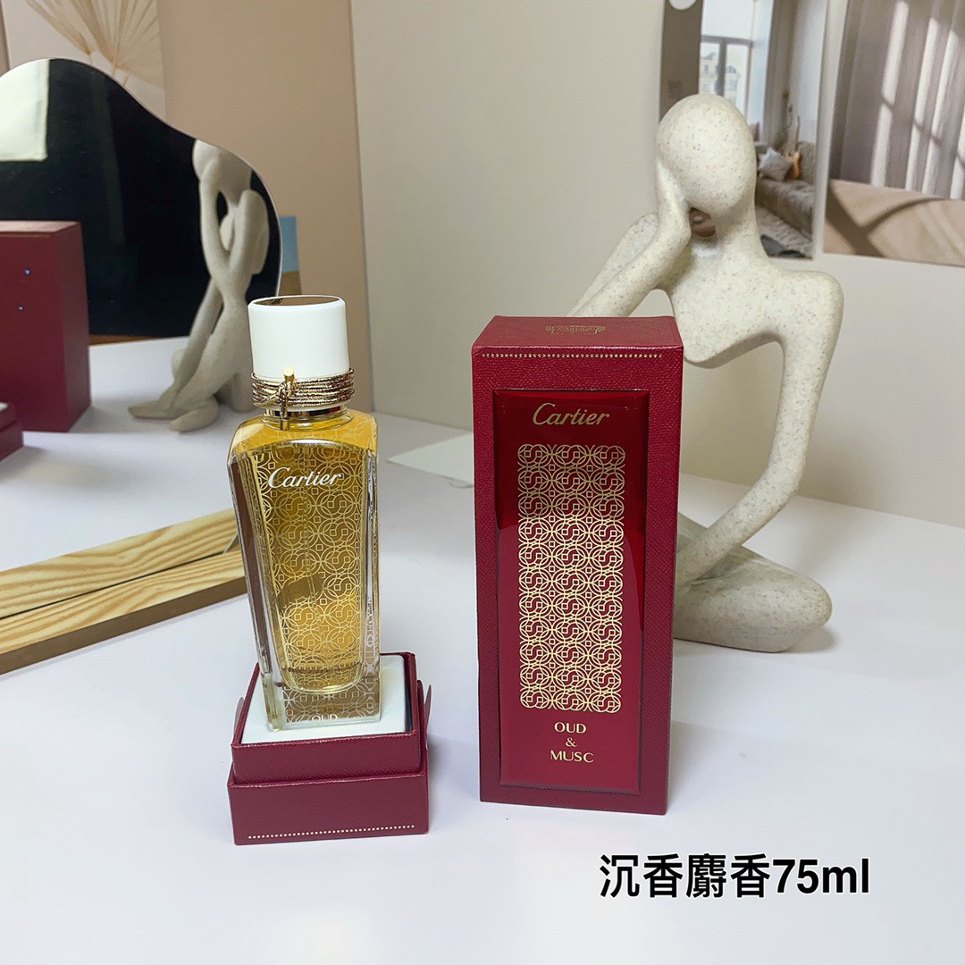 Cologne e70d1df6 angle 1