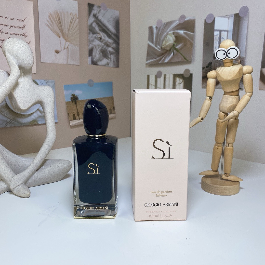 Cologne c96f6ce8 angle 1