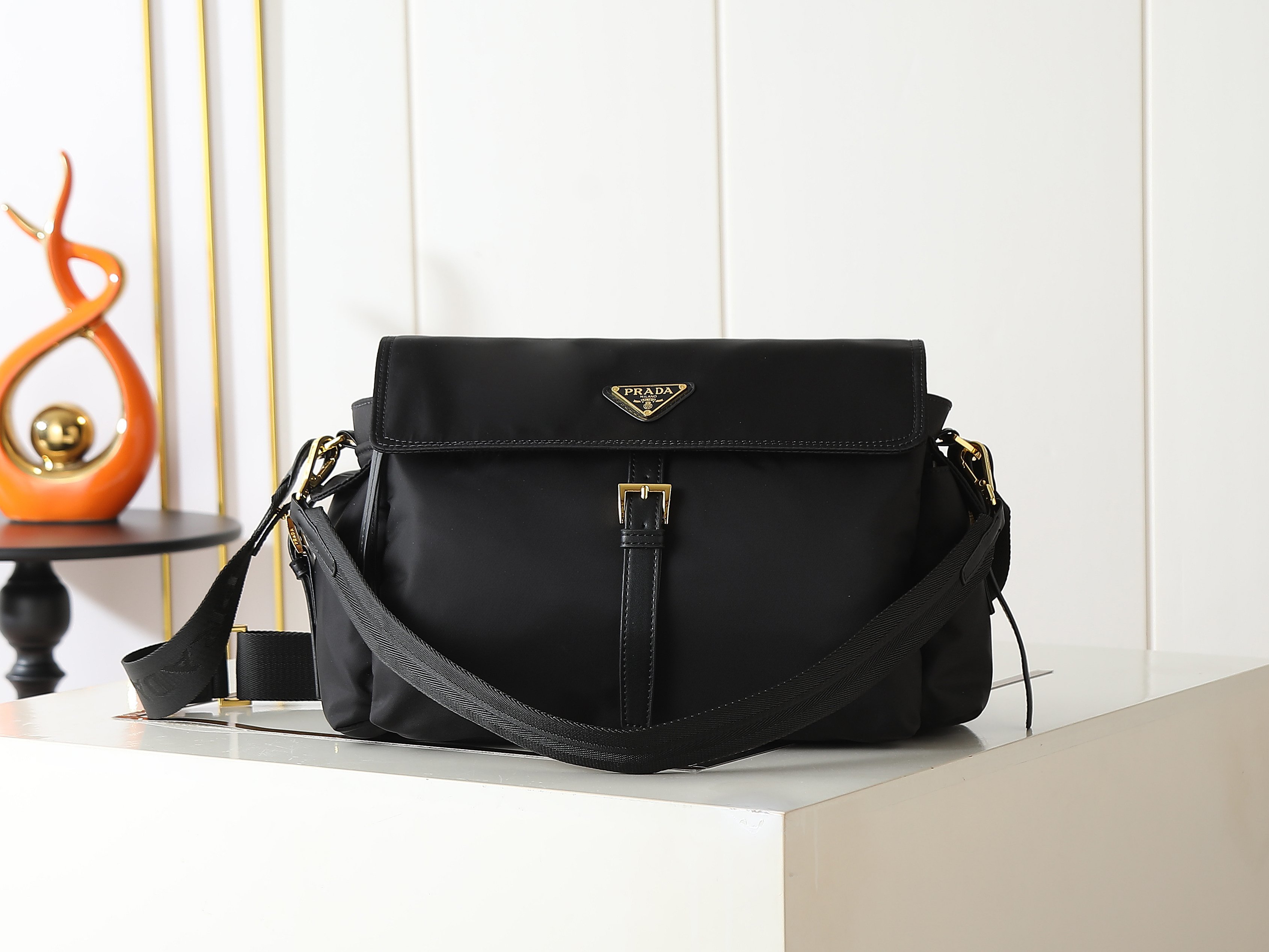 Designer Bags Prada — 1 angle 1