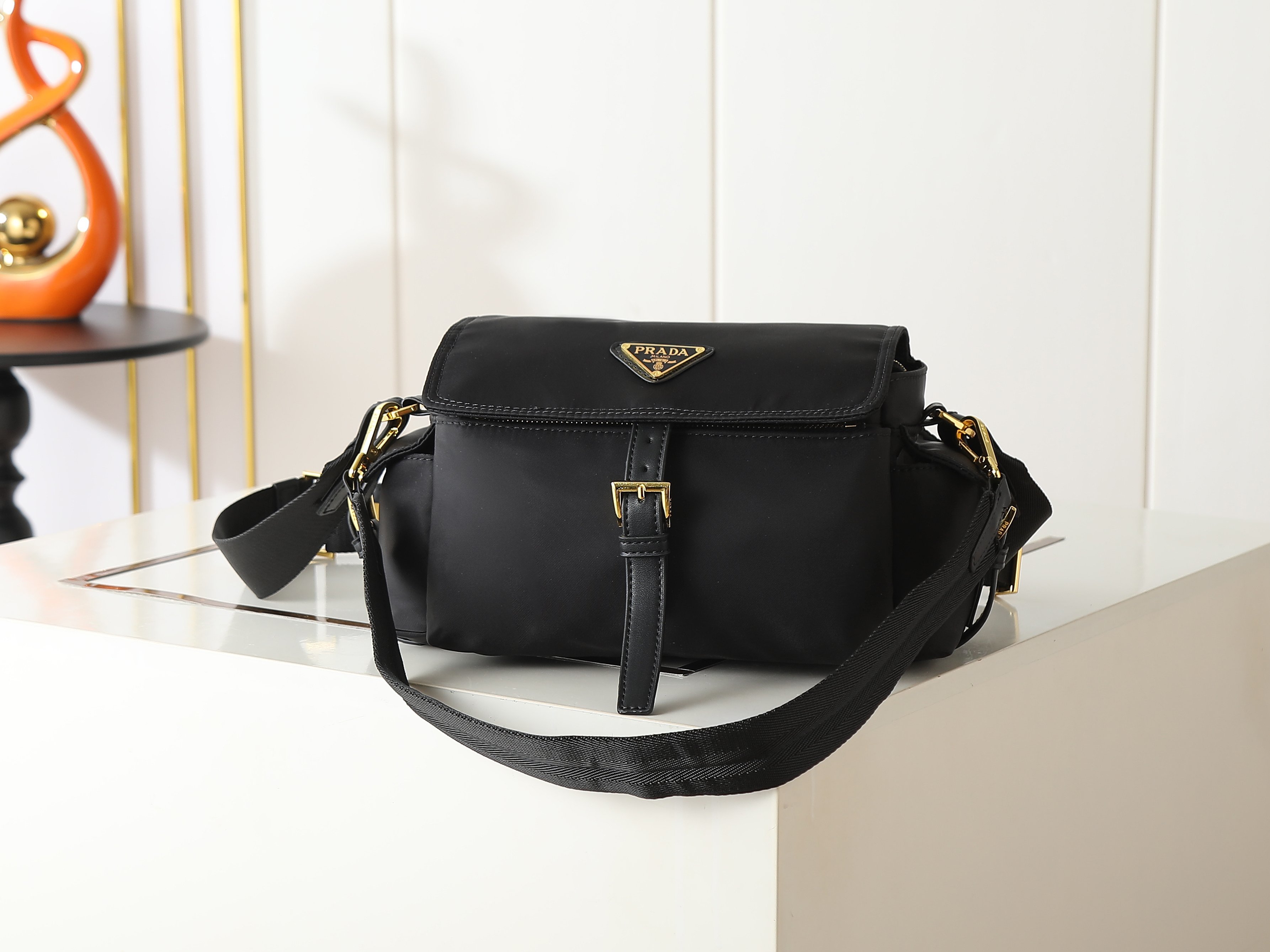 Designer Bags Prada — 1 angle 1