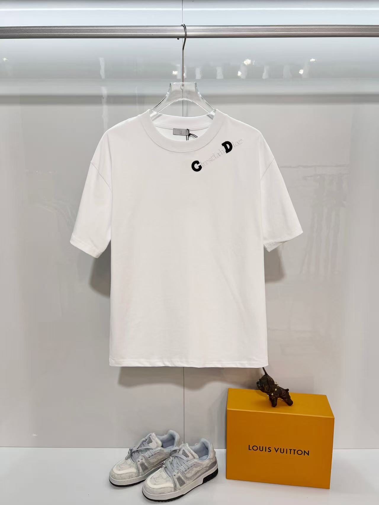 Dior Shirts — 2aa808bc angle 1