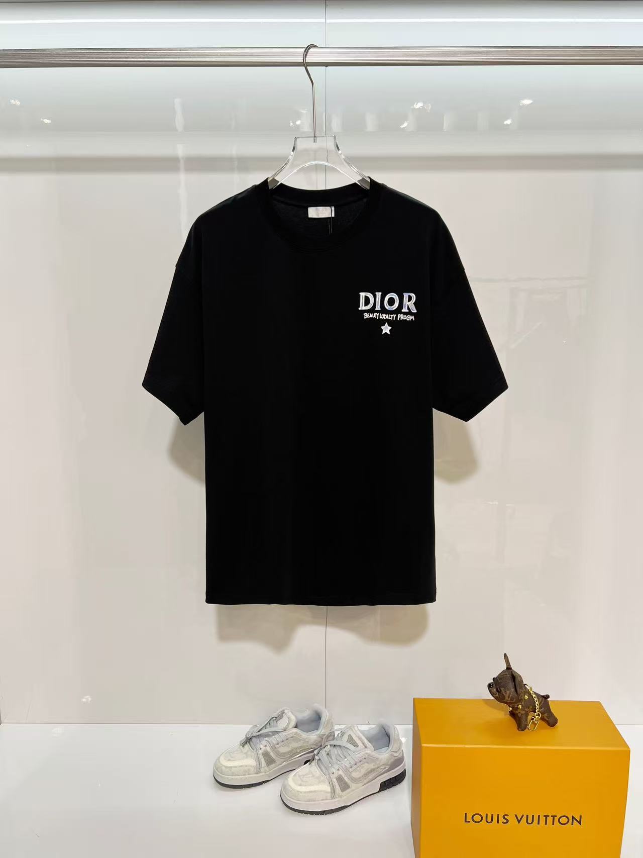 Dior Shirts — 424df36e angle 1