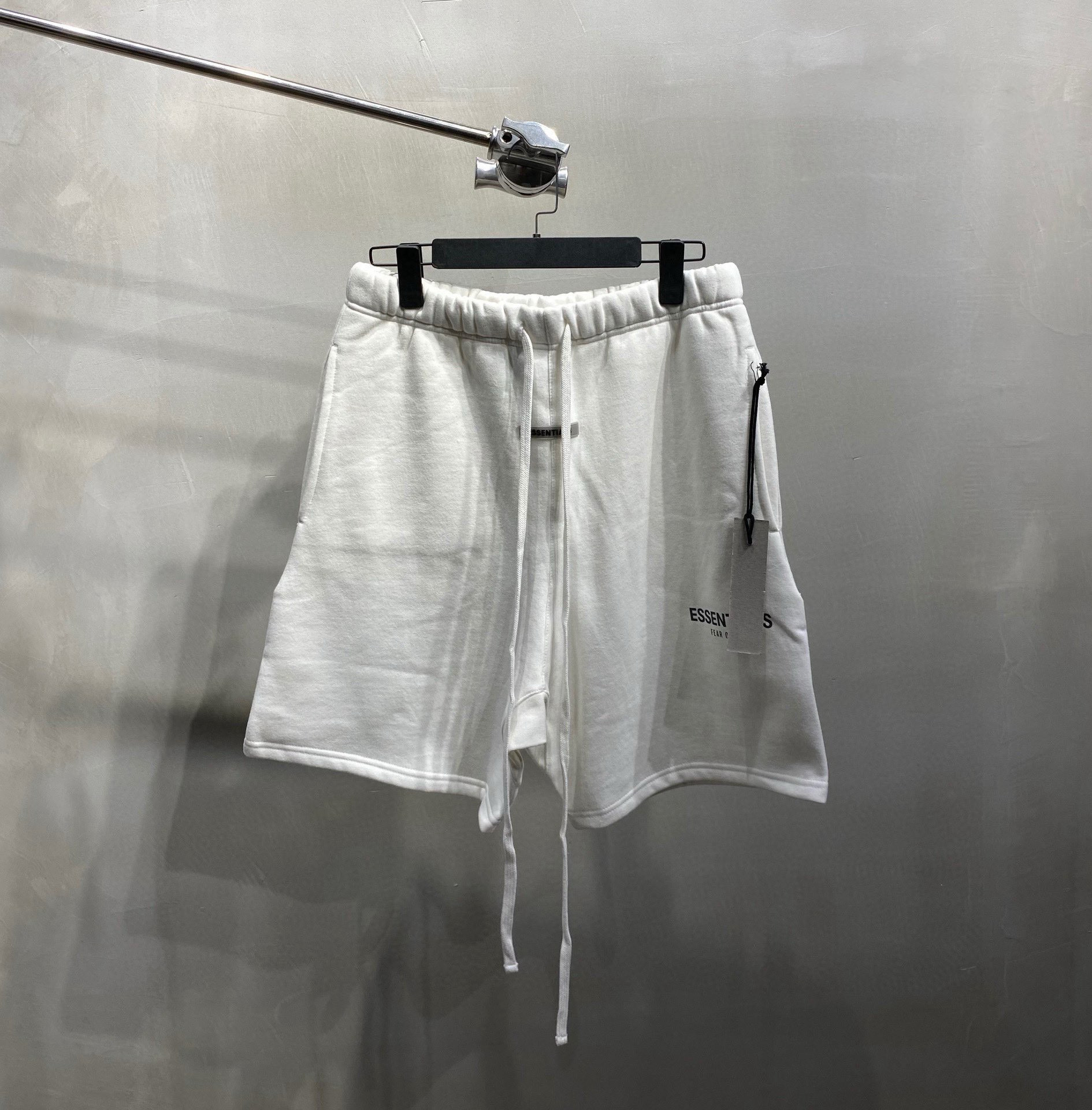 Essentials All — b0c17f49 angle 1