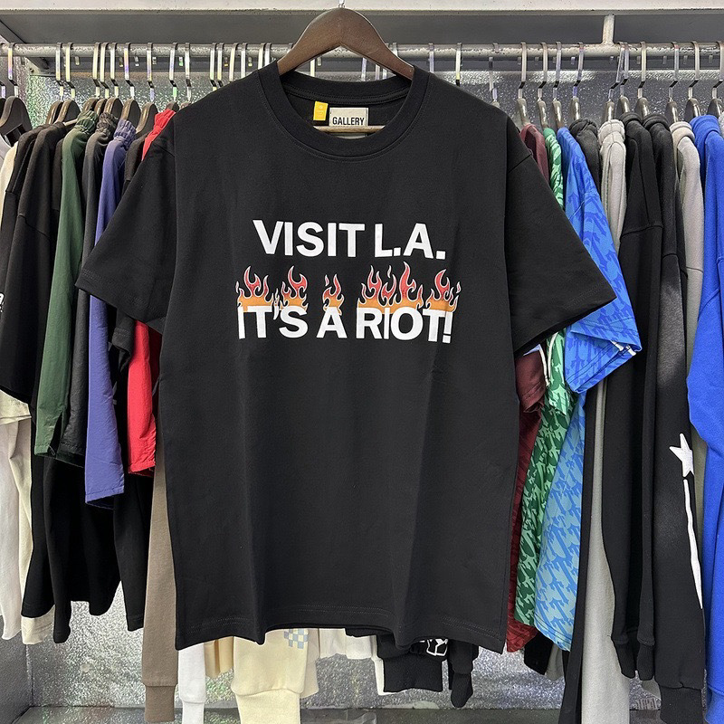 Gallery Dept Shirts — 7526a748 angle 1