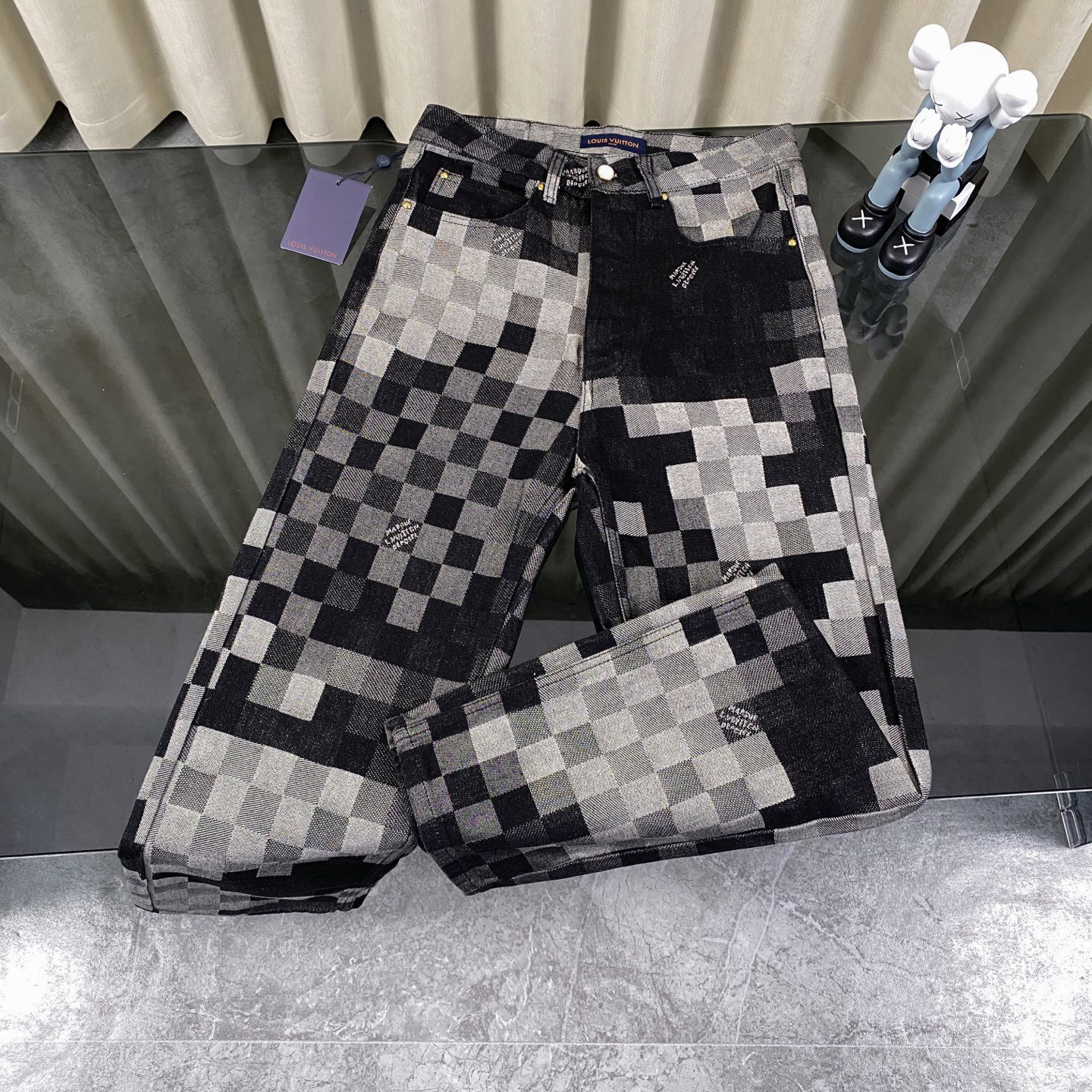 Louis Vuitton Hoodie — edb78800 angle 1