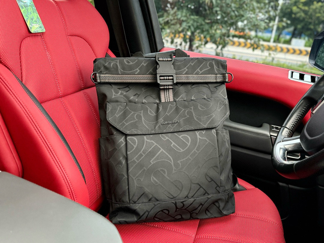 Mens Bags — 67266d19 angle 1