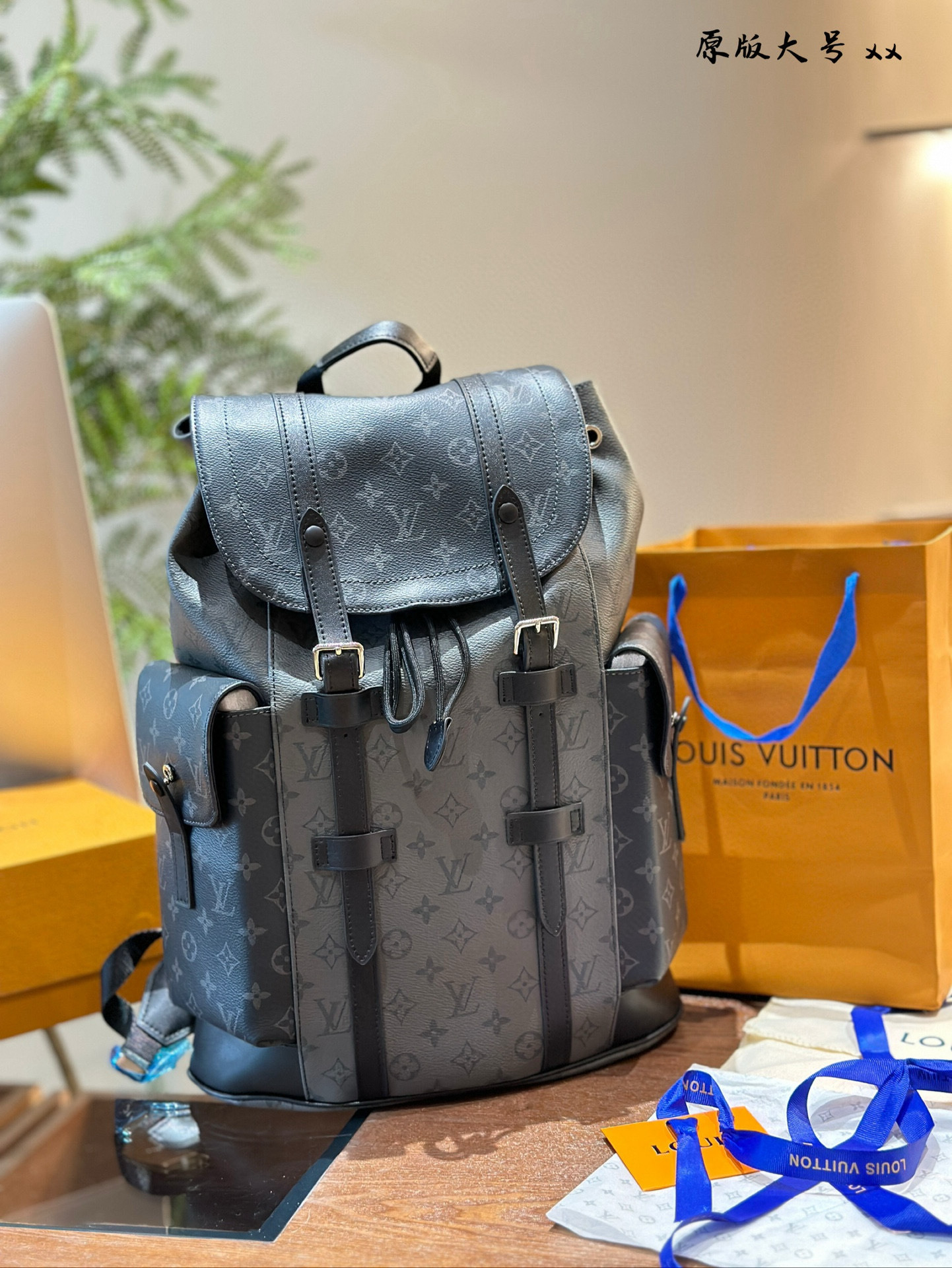 Mens Bags — c7396278 angle 1