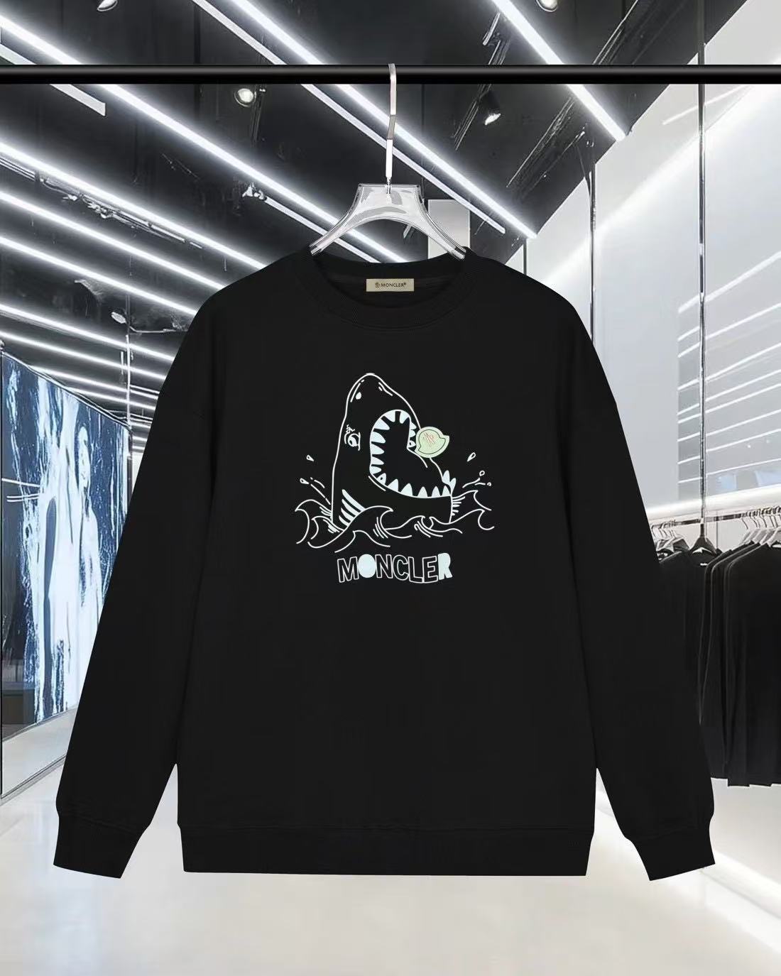 Moncler All — 1a788a2c angle 1