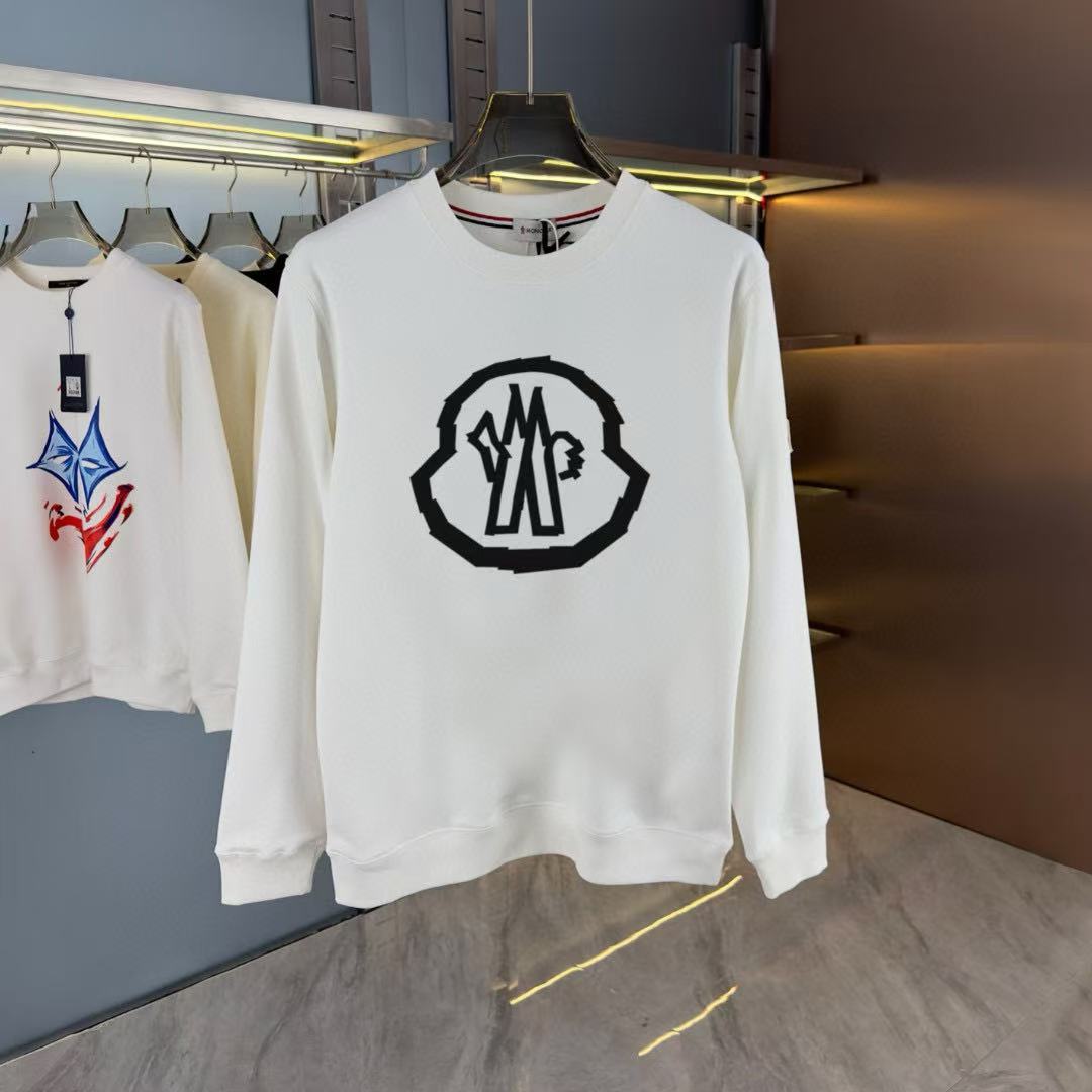 Moncler All — 51c6d71e angle 1