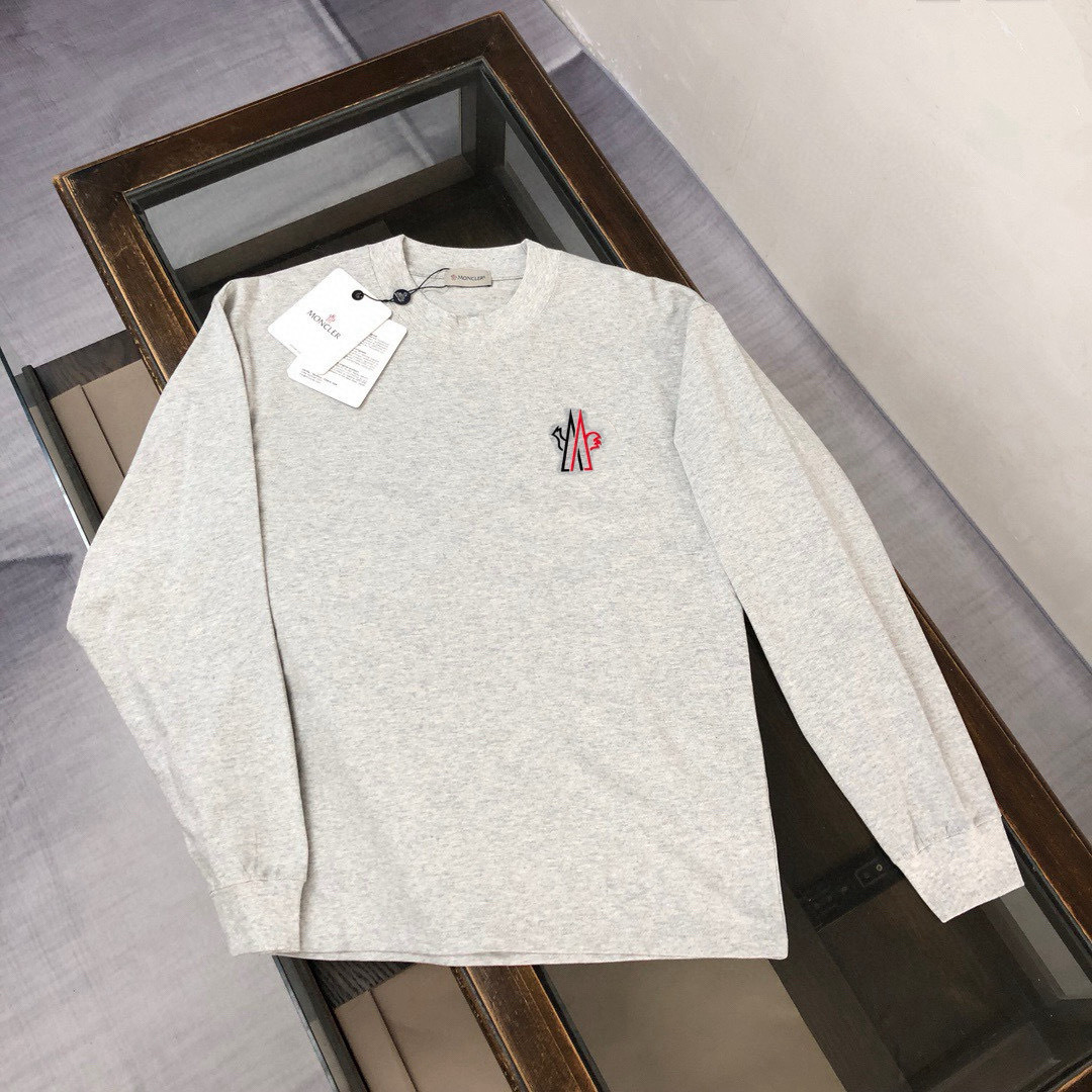Moncler Hoodie — 22b6e64e angle 1
