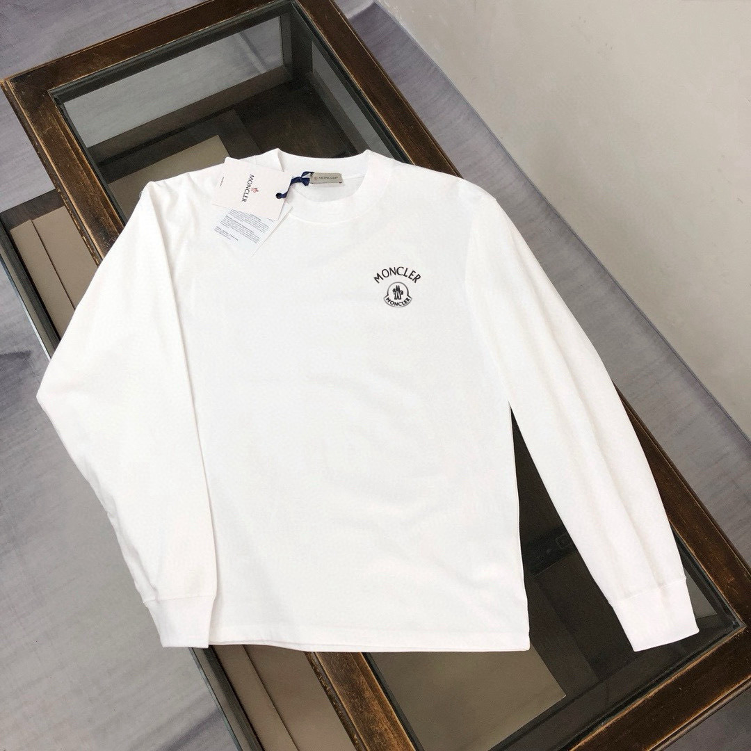 Moncler Hoodie — 4b599515 angle 1