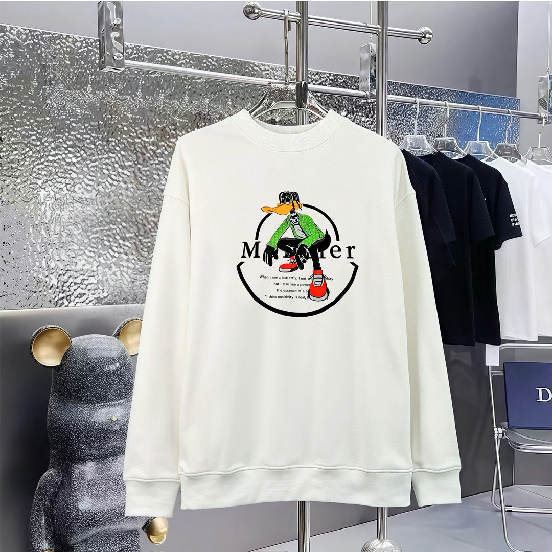 Moncler Hoodie — 8011e067 angle 1