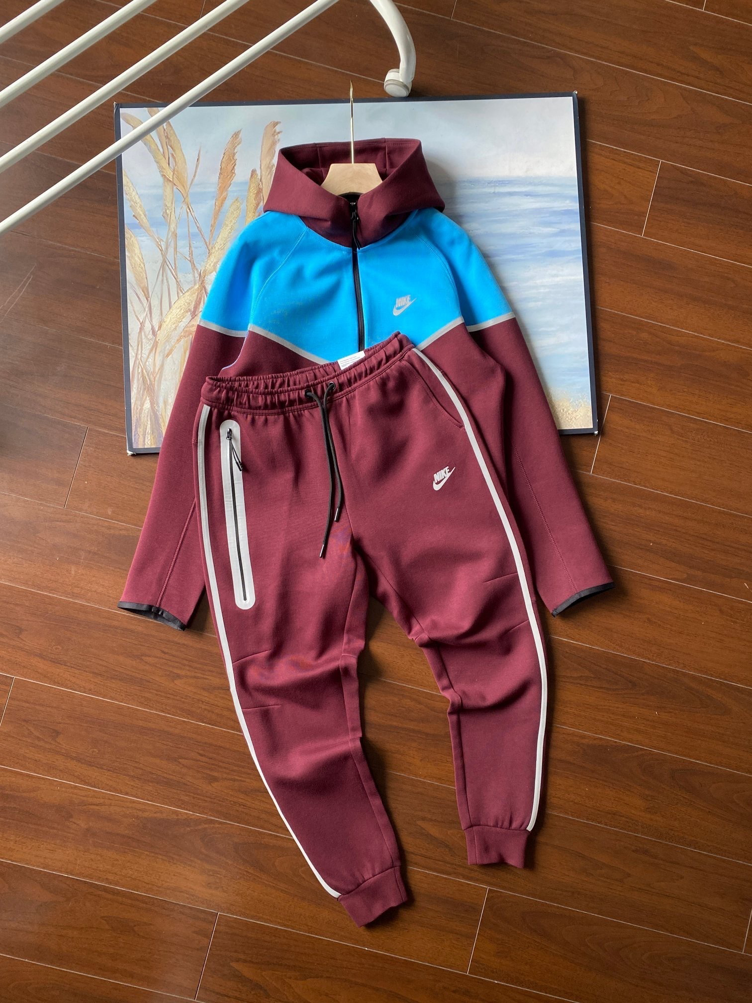 Nike Hoodie — a70b935c angle 1