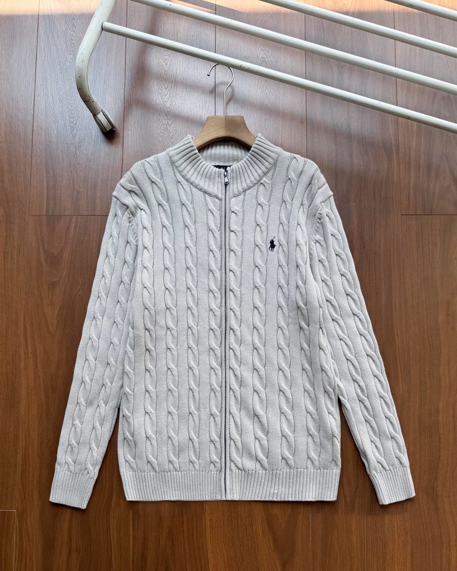 Ralph Lauren Hoodie — 93d24d99 angle 1
