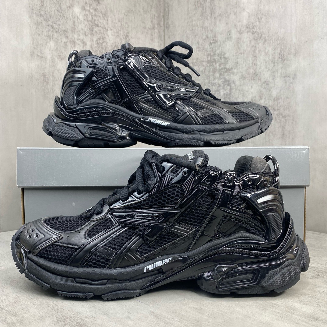 Shoe Balenciaga shoe — 529ae809 angle 1
