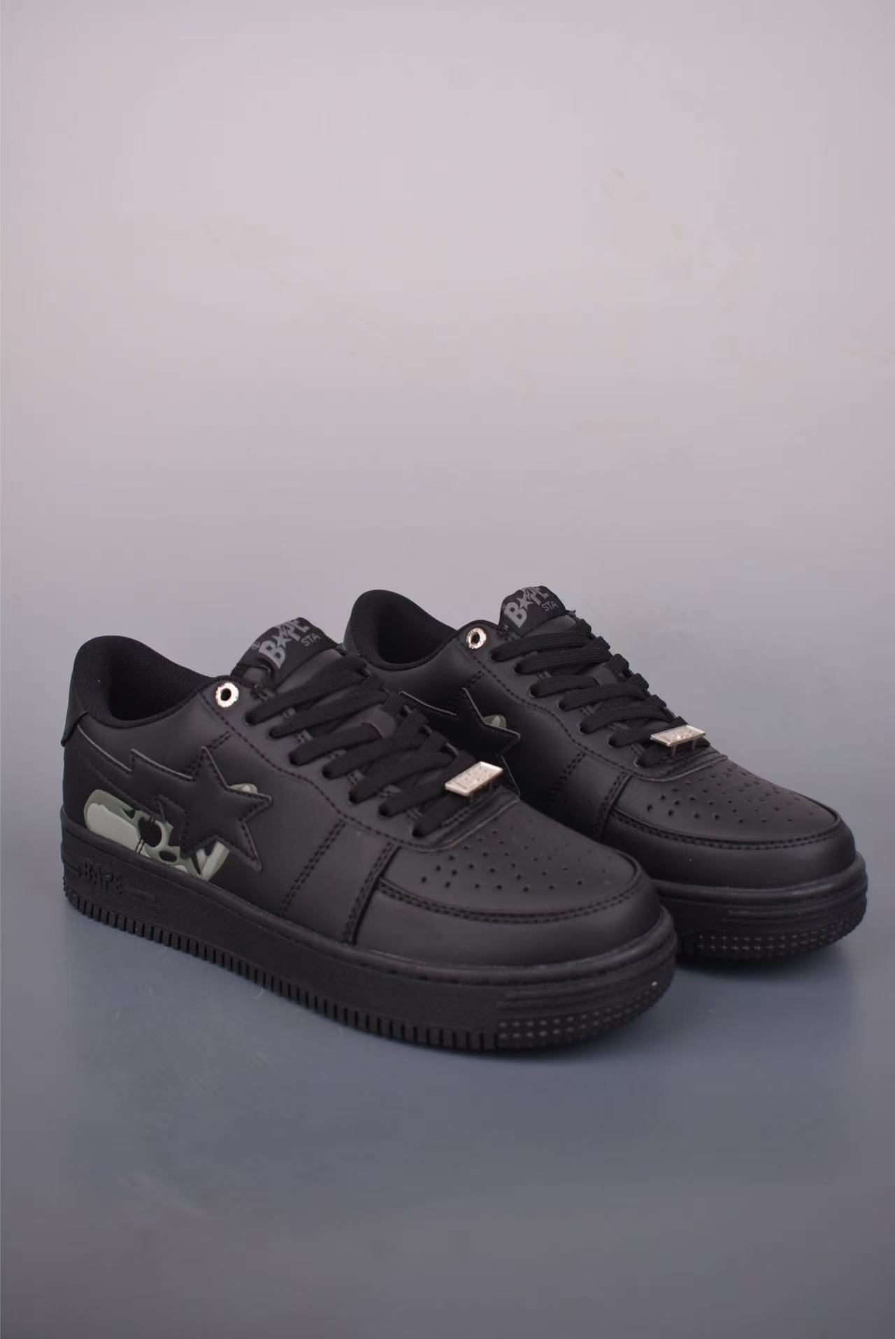 Shoe BAPE — d37c4da5 angle 1