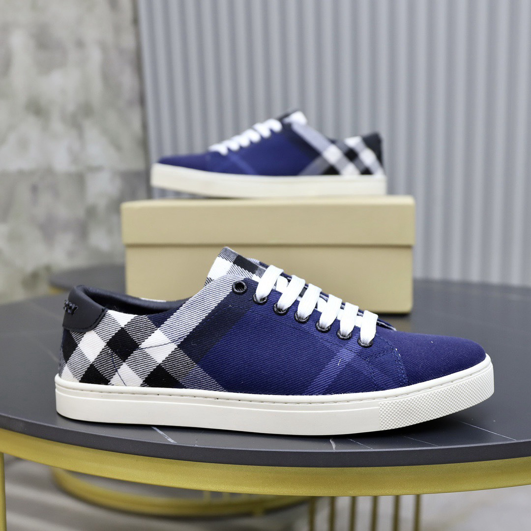 Shoe Burberry shoes — dce9ec48 angle 1