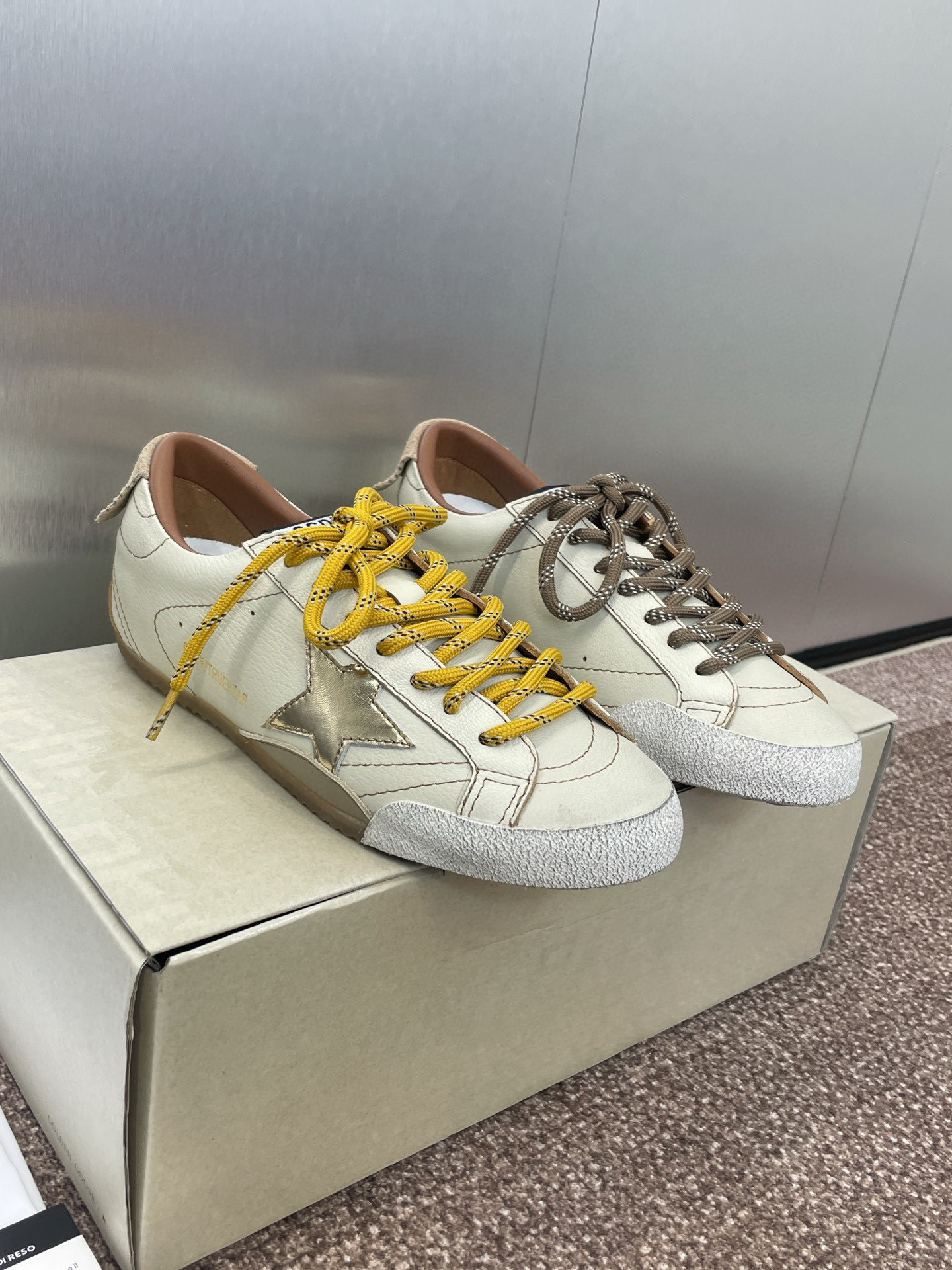 Shoe Golden Goose shoes — 11571e55 angle 1