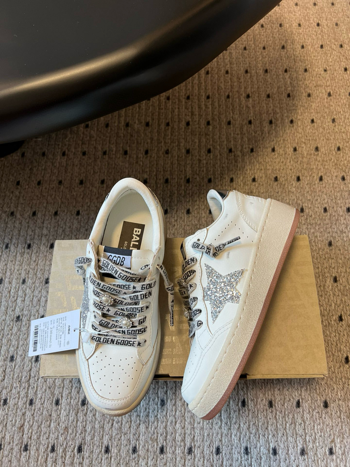 Shoe Golden Goose shoes — c4eb6892 angle 1