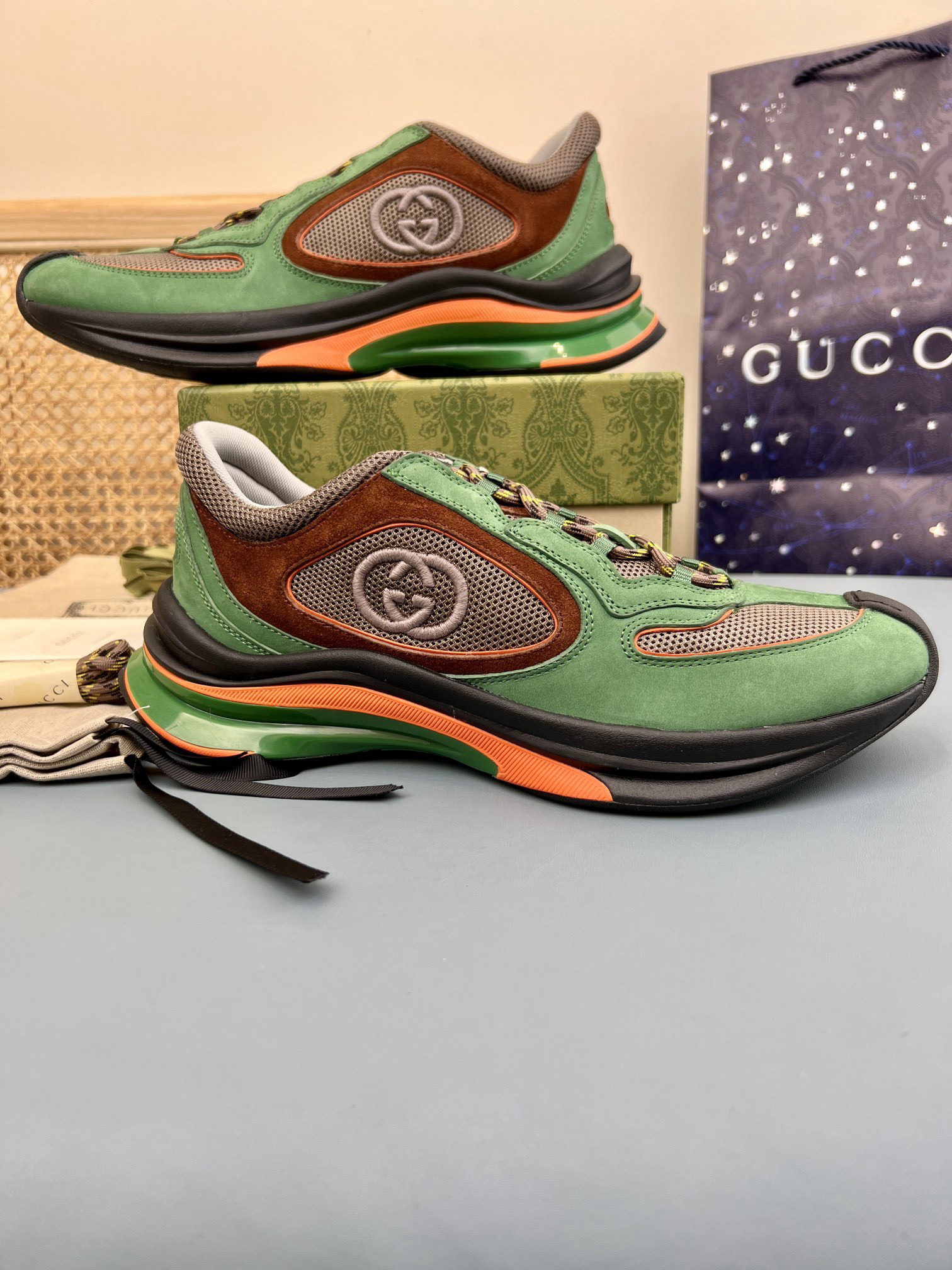 Shoe GUCCI shoes — 5a37f936 angle 1