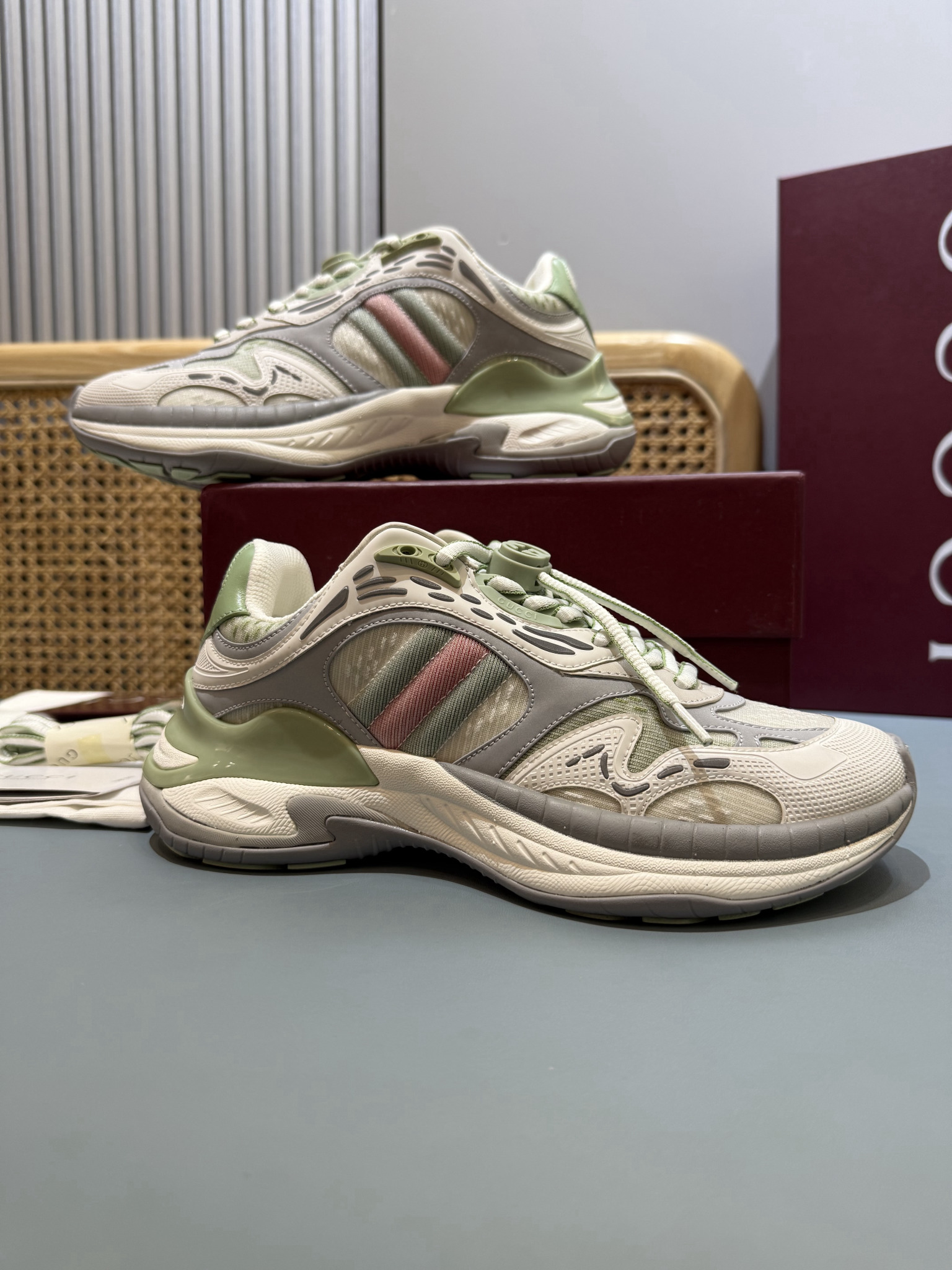 Shoe GUCCI shoes — 89bfddd4 angle 1