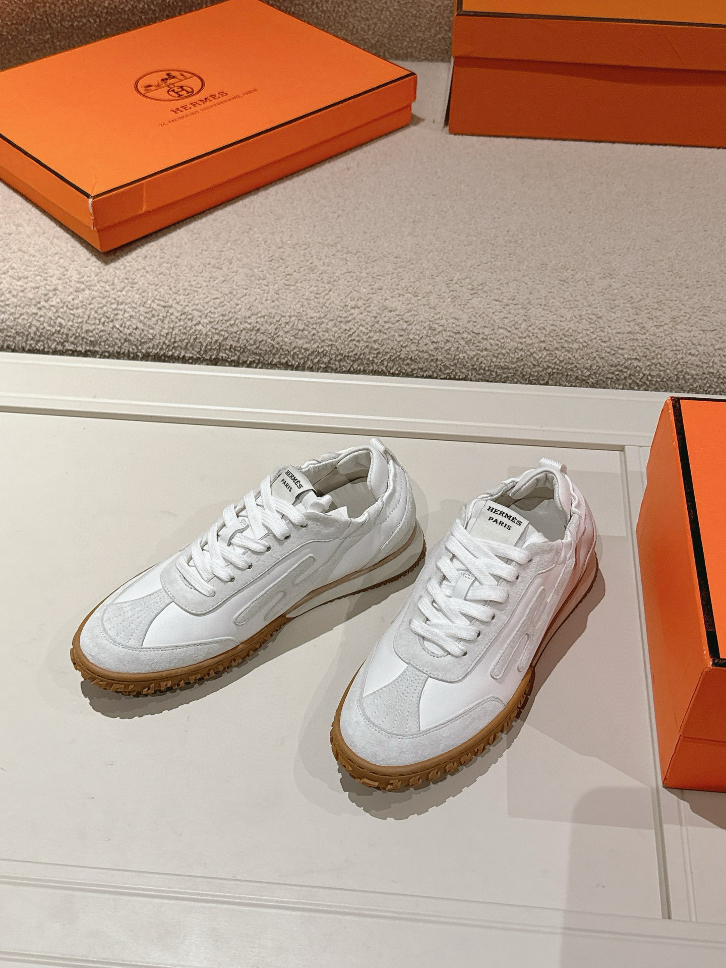 Shoe Hermès shoe — 8f081d82 angle 1
