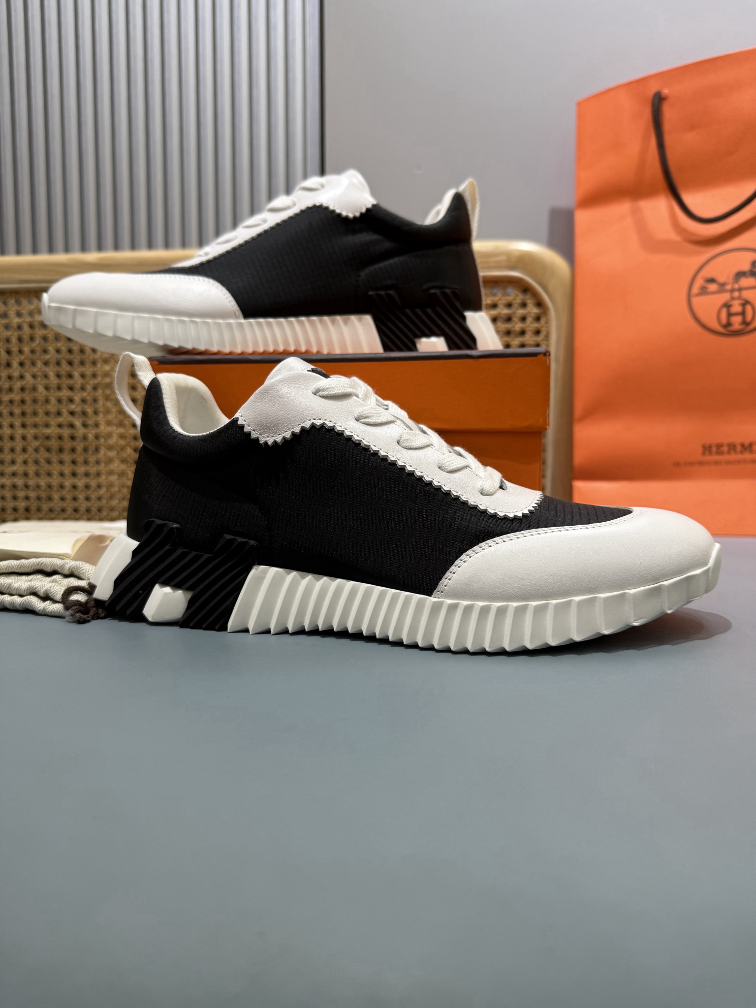 Shoe Hermès shoe — 92f943b2 angle 1