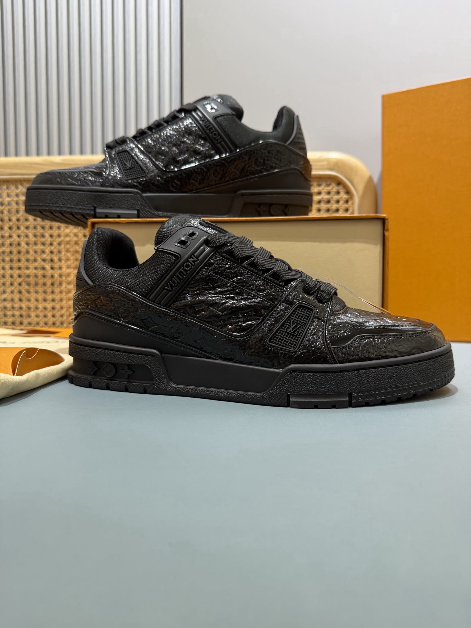 Shoe Louis Vuitton Shoes — a43703ed angle 1