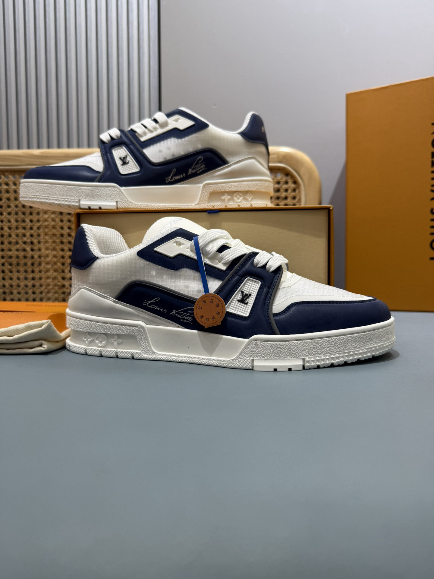 Shoe Louis Vuitton Shoes — f7f786f1 angle 1