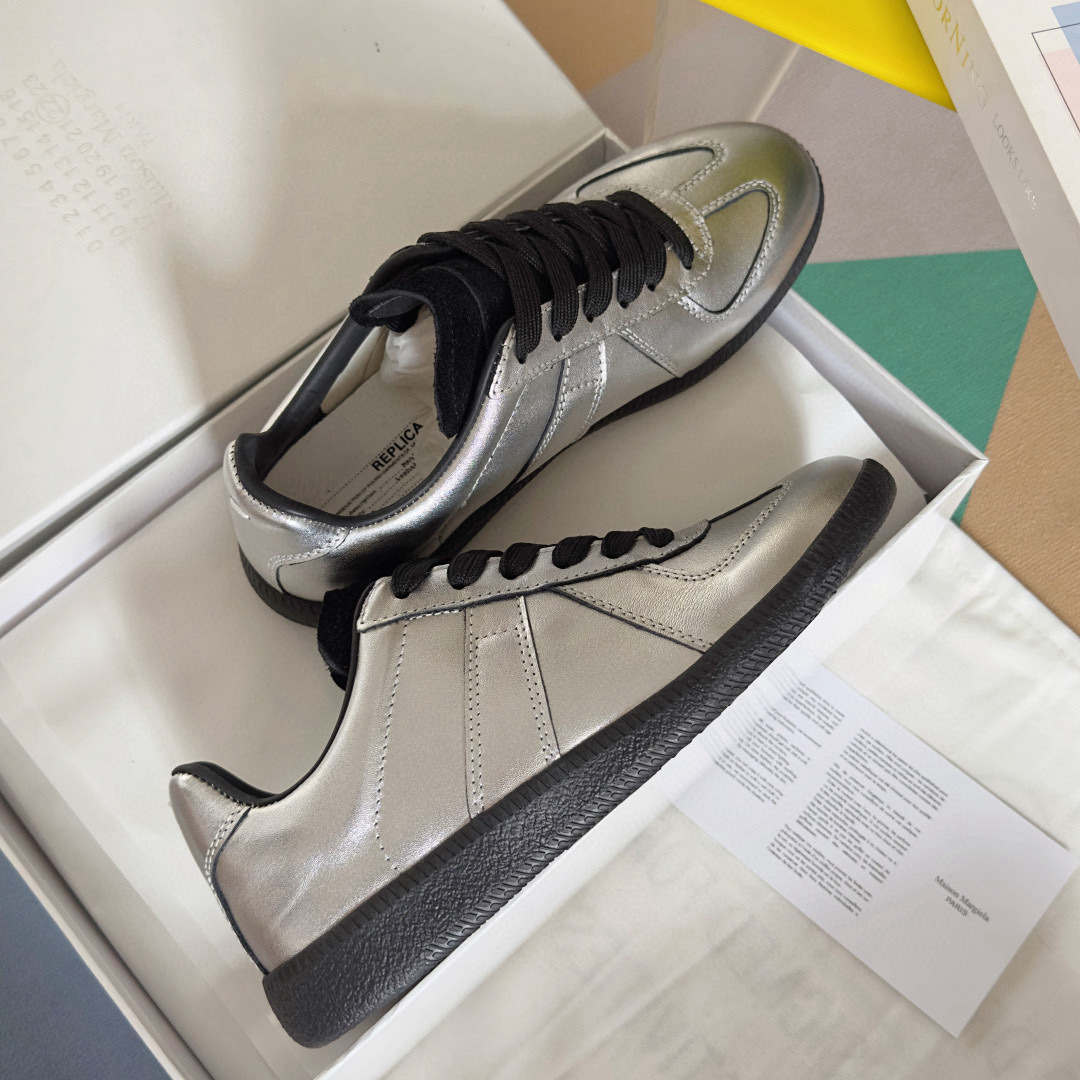 Shoe Maison Margiela Shoes — 0355c14a angle 1
