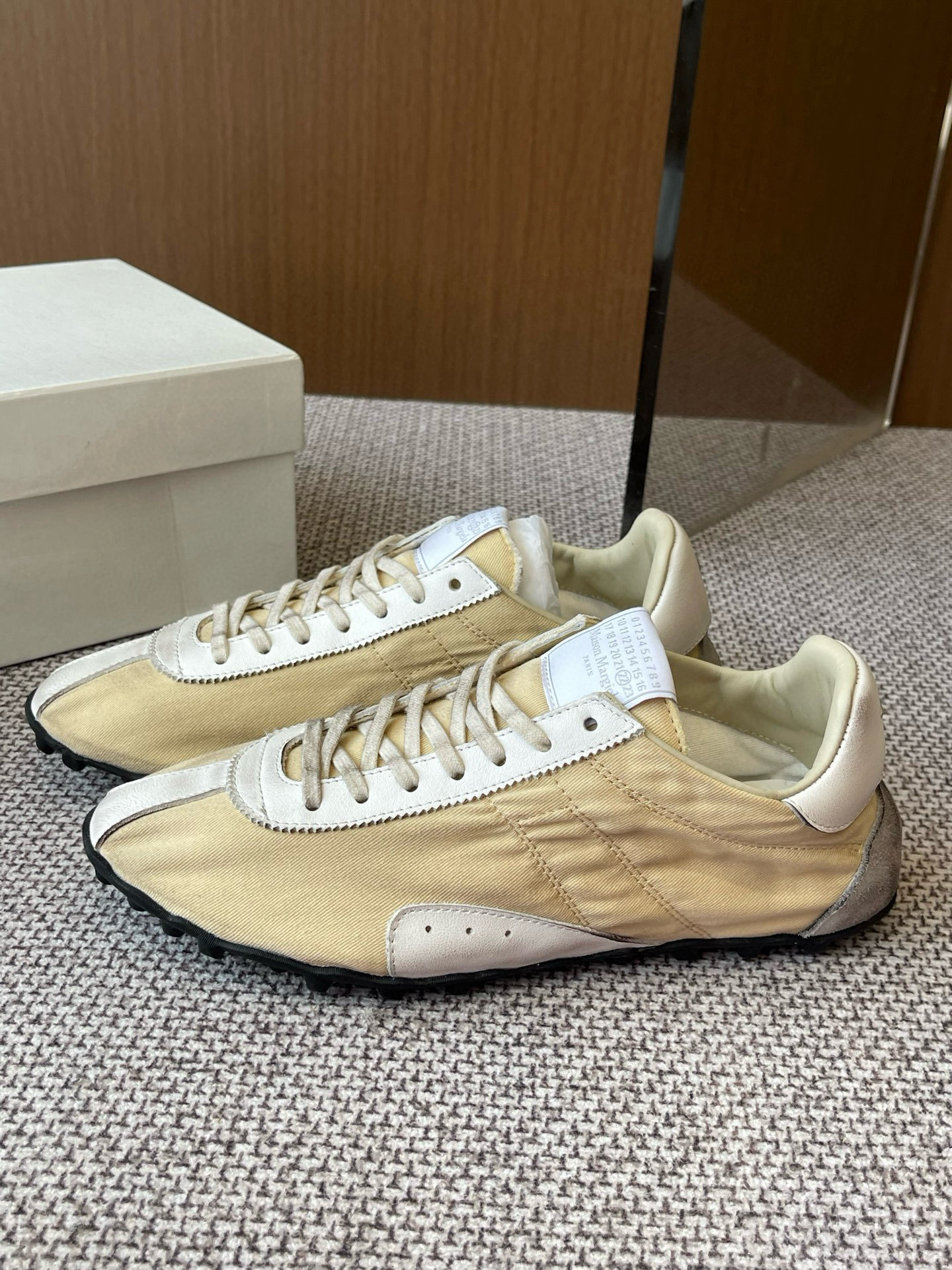 Shoe Maison Margiela Shoes — 3ae02185 angle 1