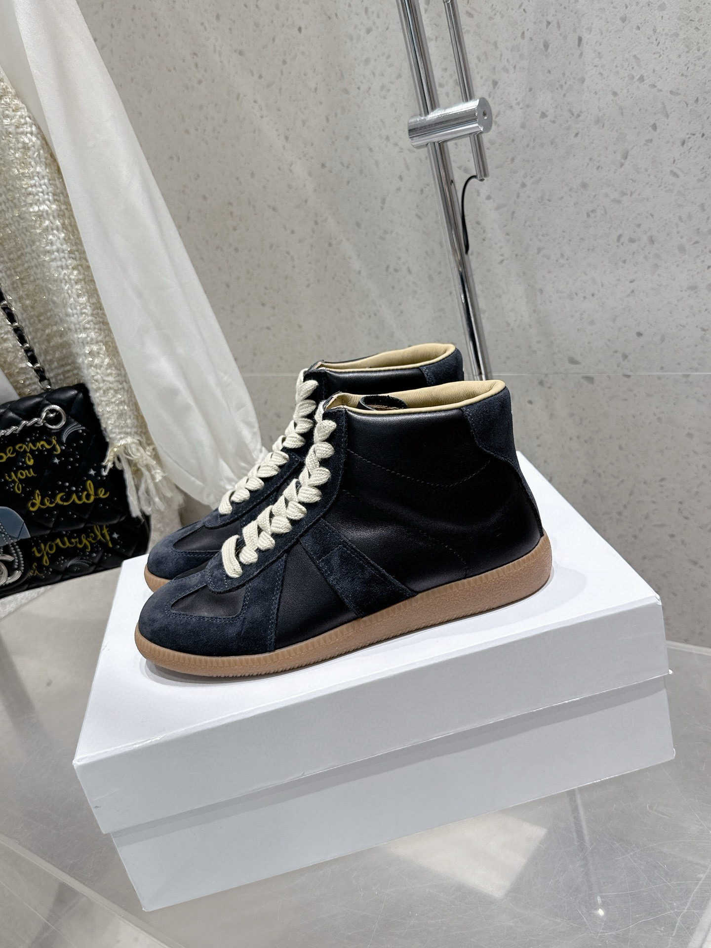 Shoe Maison Margiela Shoes — 7e0b7d6a angle 1