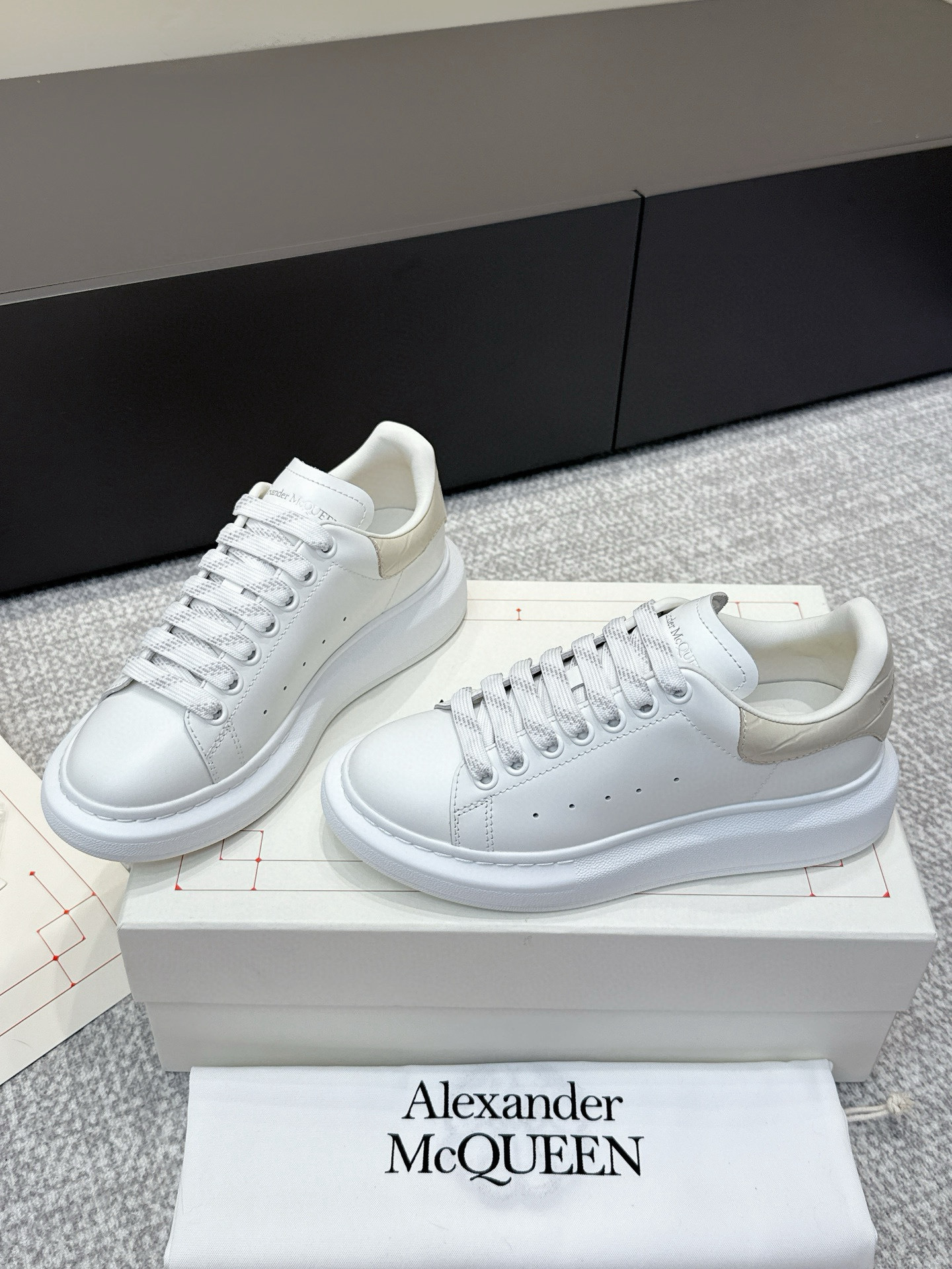 Shoe McQueen shoe — 038c26f6 angle 1