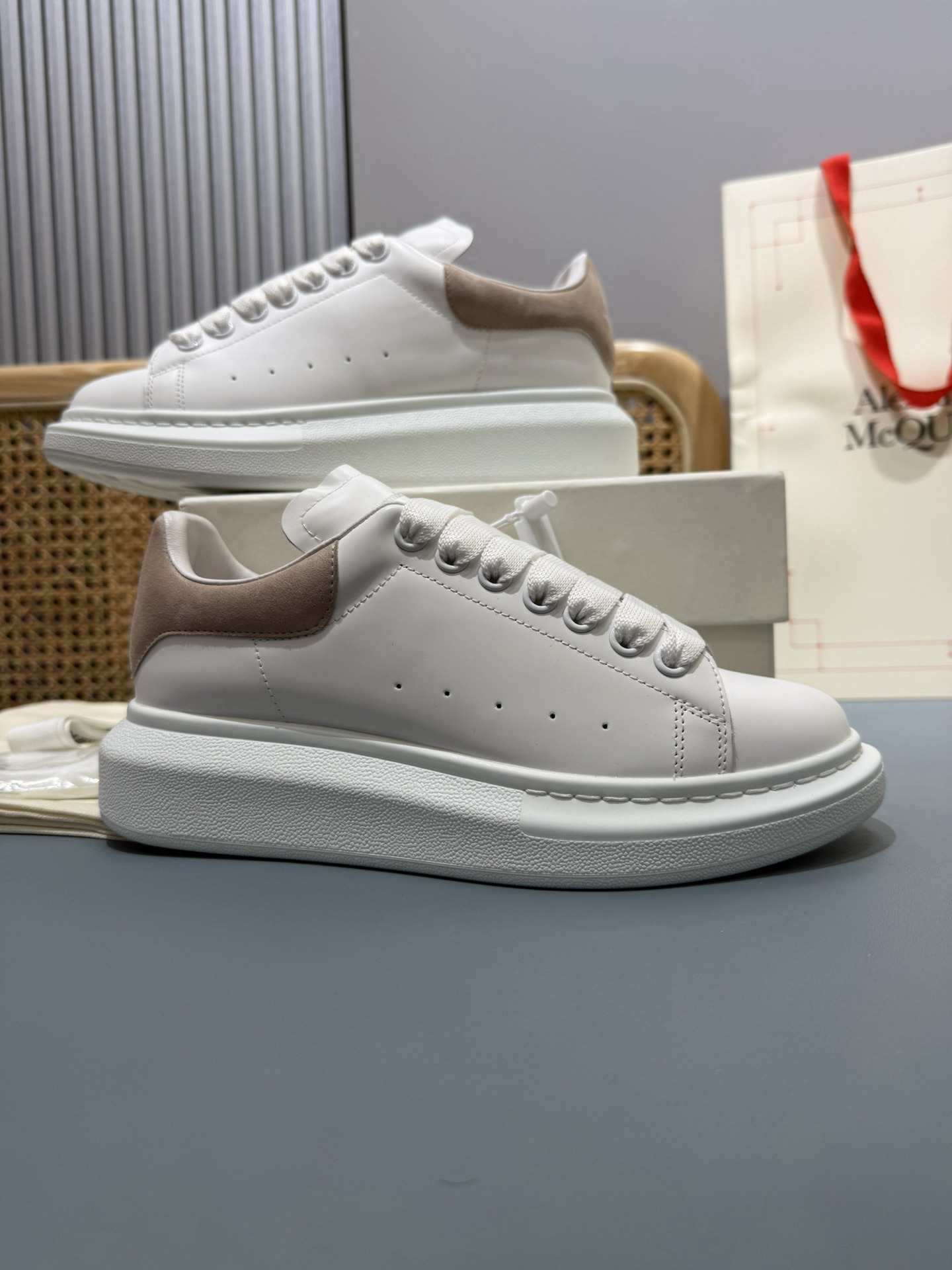 Shoe McQueen shoe — 063cdc56 angle 1