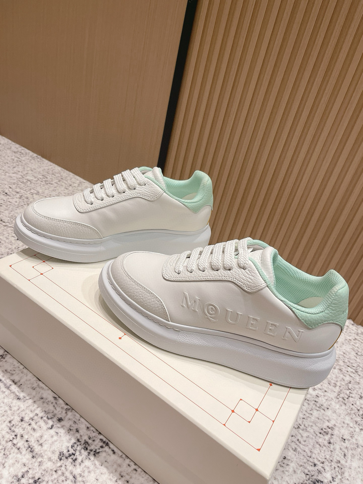 Shoe McQueen shoe — 116089dc angle 1