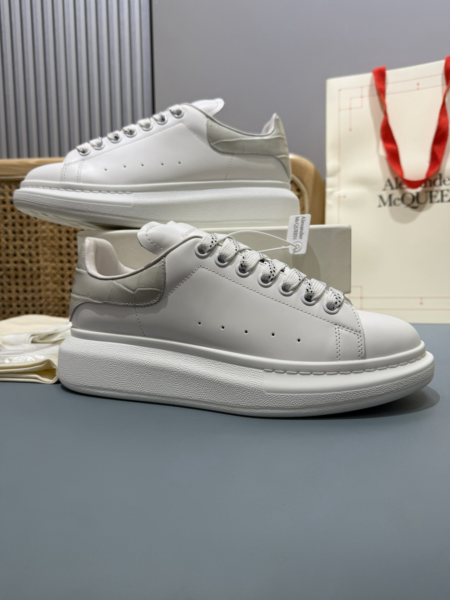 Shoe McQueen shoe — bb792c6c angle 1
