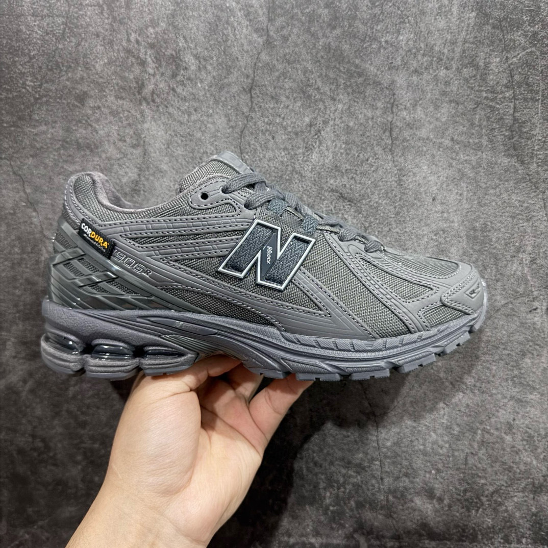 Shoe New Balance sneakers — 1ef3b58b angle 1
