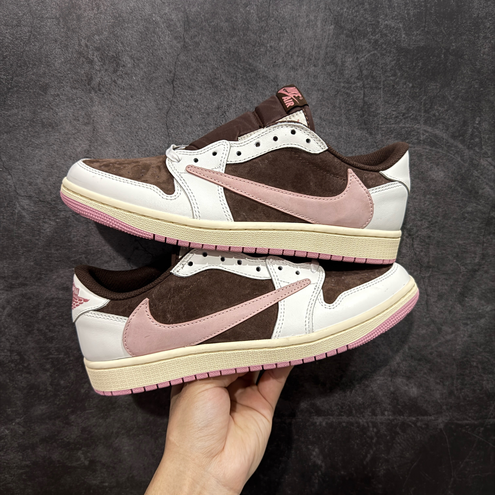 Shoe Nike Shoes — 8b1d7afc angle 1
