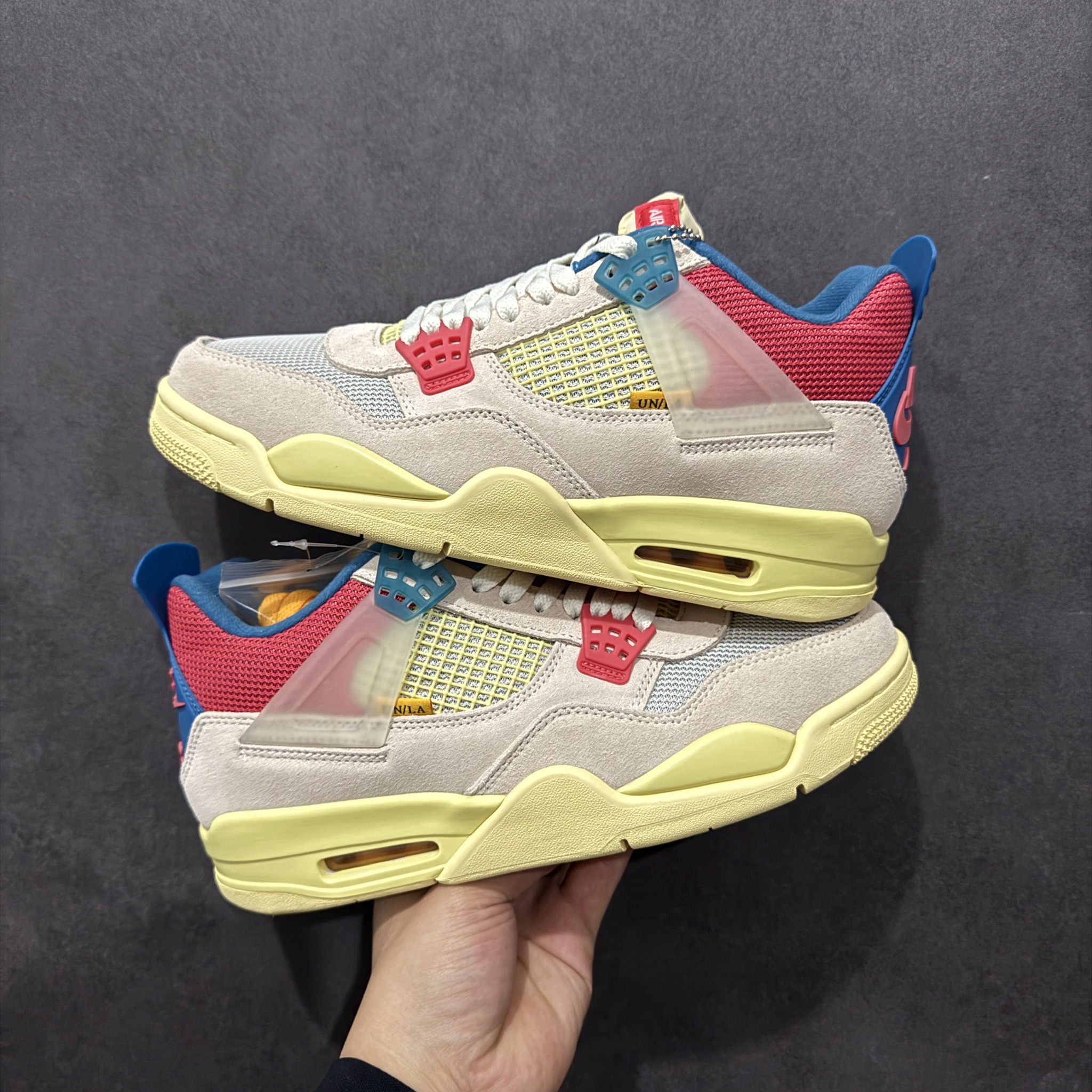 Shoe Nike Shoes — ff7b20b8 angle 1