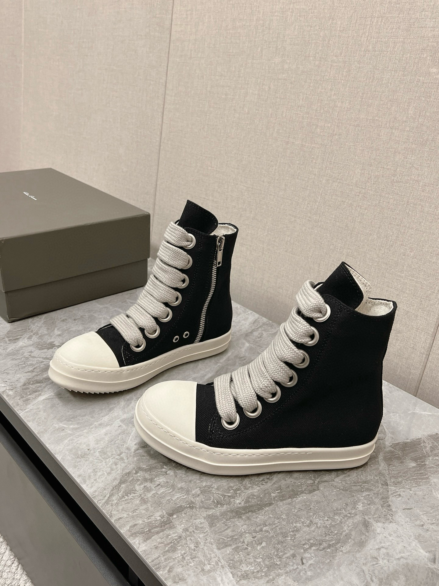 Shoe Rick owens — f10291d1 angle 1