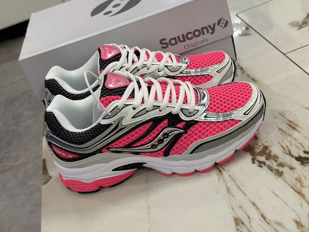 Shoe Saucony — 536428bb angle 1