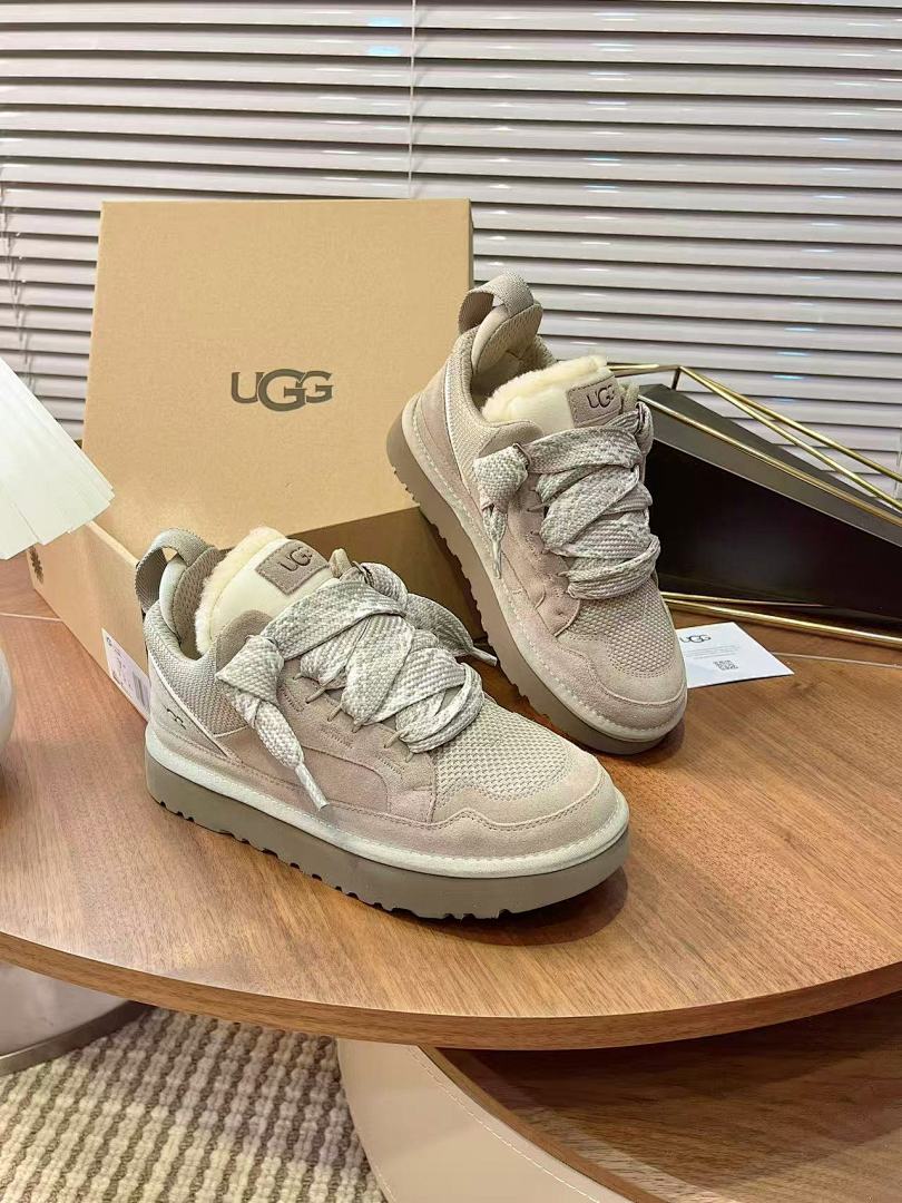 Shoe Ugg series — 364055bb angle 1